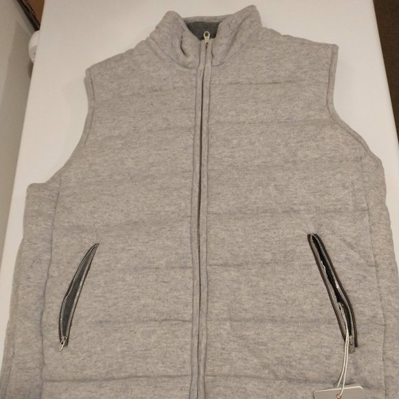 Organic Cashmere Vest - Picture 1 of 9